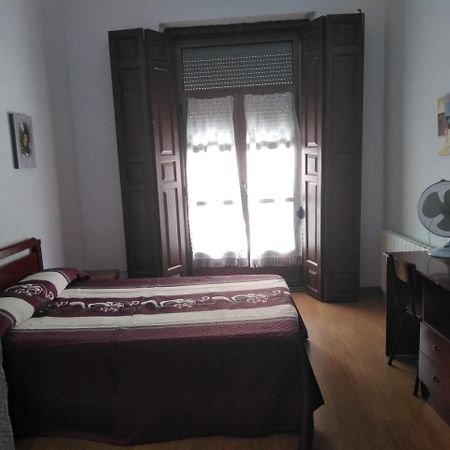 Pension Carretero Caceres Exterior photo