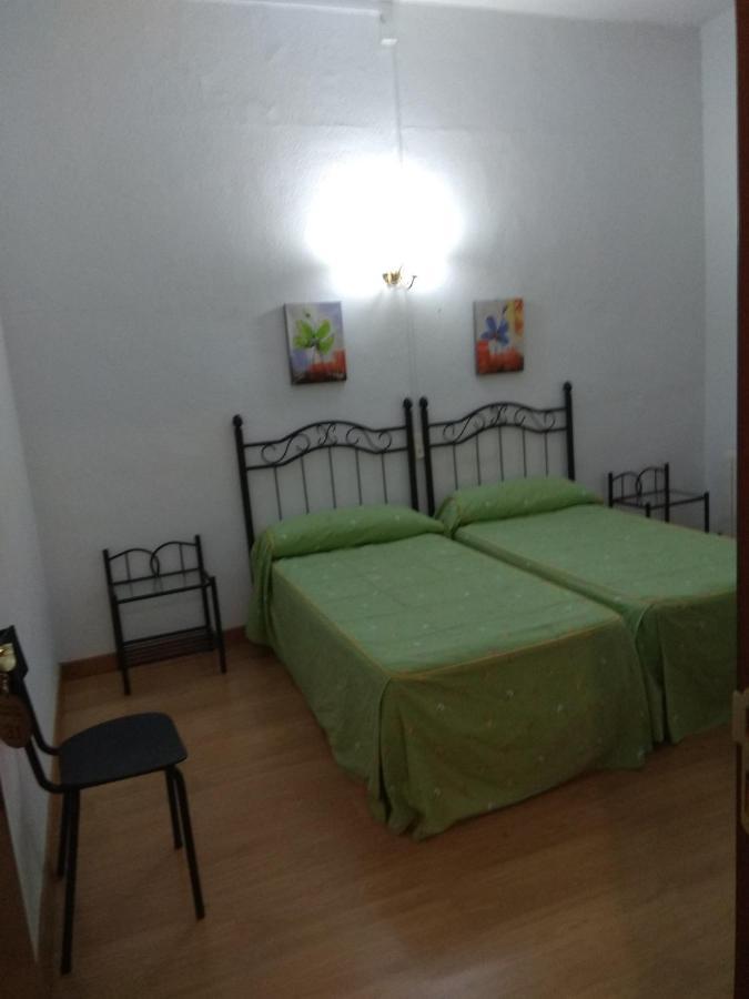 Pension Carretero Caceres Exterior photo