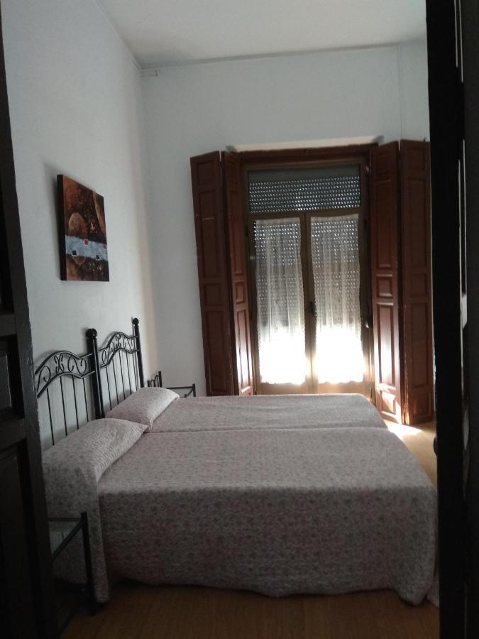 Pension Carretero Caceres Exterior photo