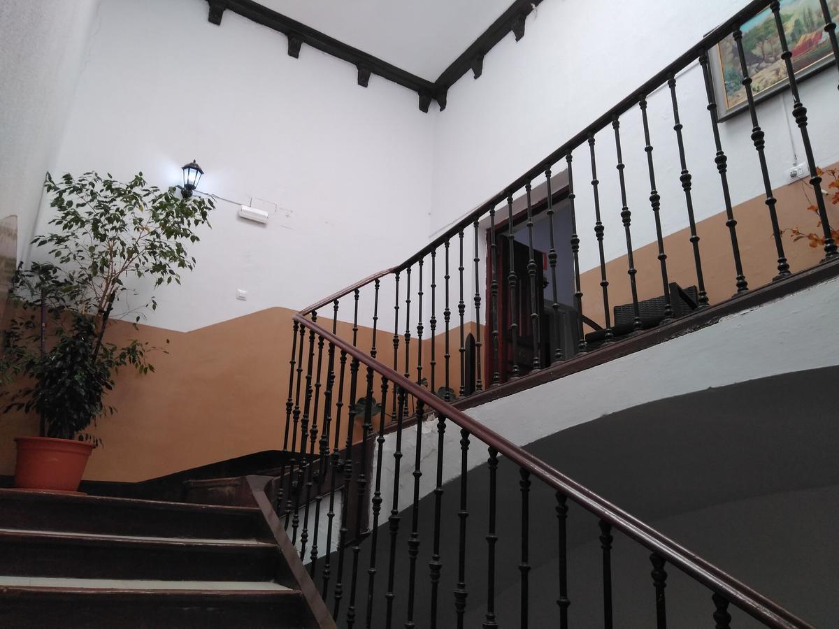 Pension Carretero Caceres Exterior photo