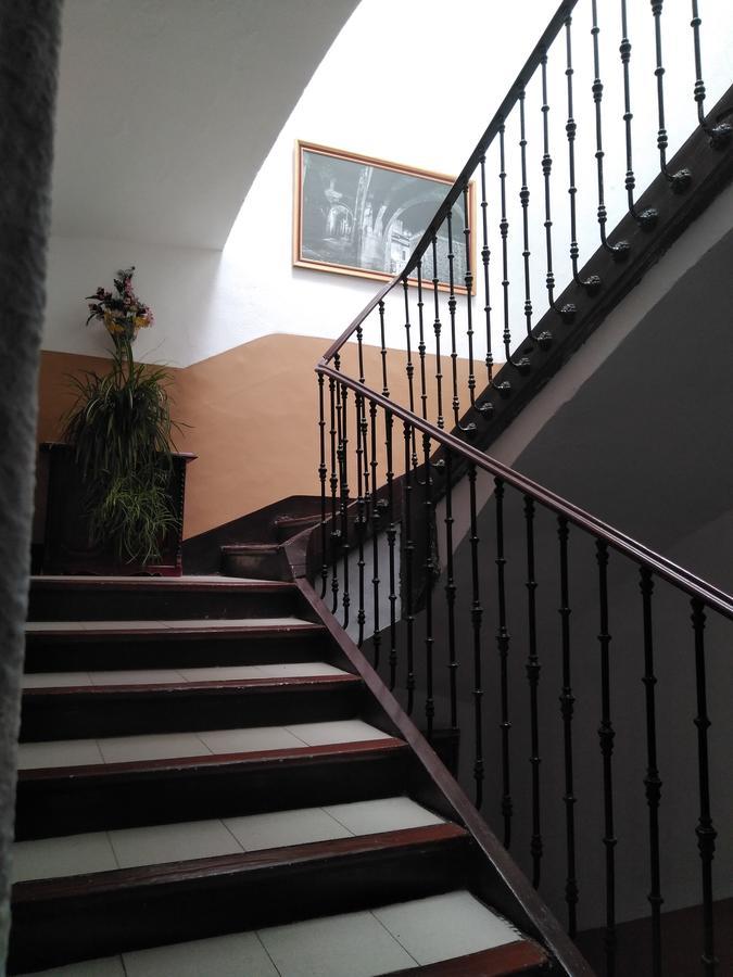Pension Carretero Caceres Exterior photo